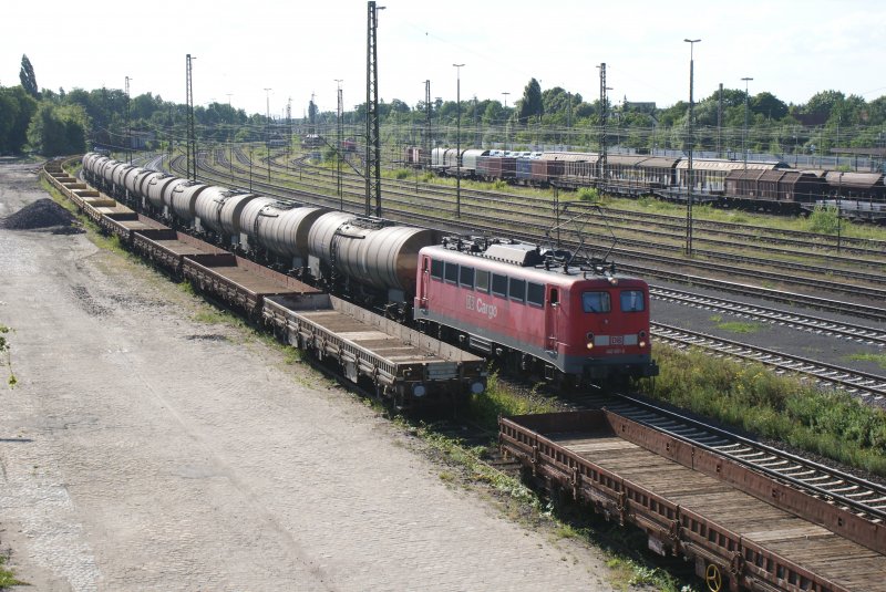 140 601-6 mit einem Kesselzug bei der Einfahrt in den Seelzer Rbf.