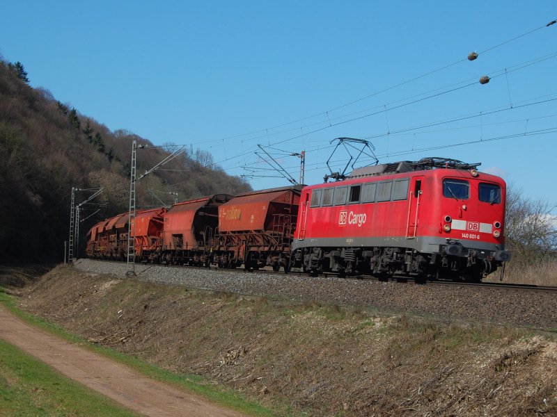 140 601 mit Tds + Tannoos-Ganzzug am 30.03.2009 durch Freden -> Kreiensen