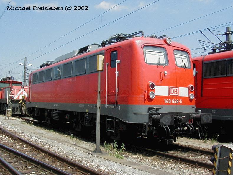 140 649-5 wartet am 27.Juni 2002 im Zentralverschiebebahnhof Wien auf ihre nchste Aufgabe