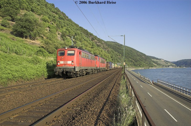 140 767 und 155 xxx  am 17.6.2006 zwischen  Assmannshausen und Lorch
