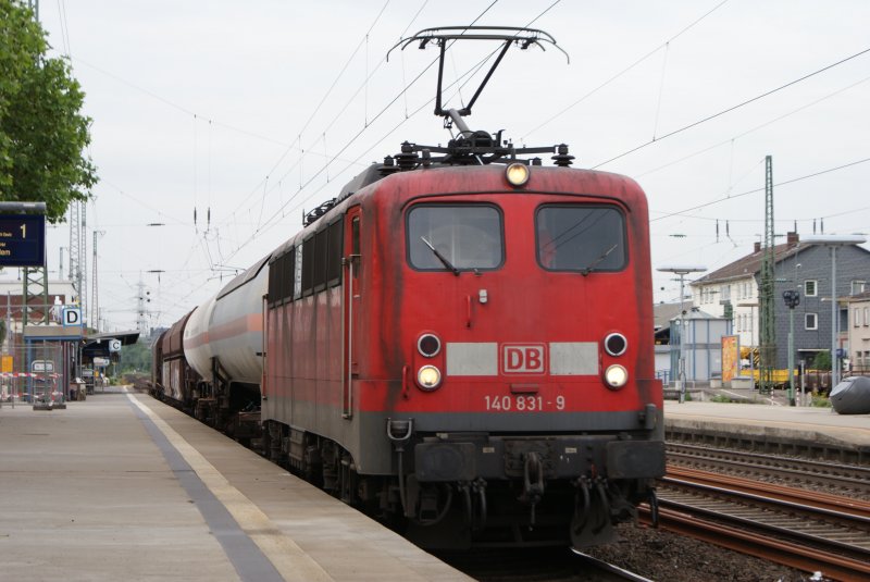 140 831-9 mit gem. GZ in Solingen HBf am 26.05.2008