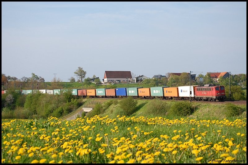 140 834 befrdert am Abend des 03.05.08 einen Containerzug-Umleiter ber die KBS 786 in Richtung Aalen, aufgenommen am Km 77,8 der Remsbahn (KBS 786) bei Goldshfe.