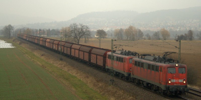 140 856 mit dem CS 60417 in Grosachsen-Heddesheim. 14.02.08