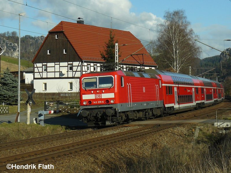 143 015-6 am 15.02.2008 mit der S1 Meien Triebischtal - Schna an der ehemaligen Blockstelle Strand nahe dem Kurort Rathen