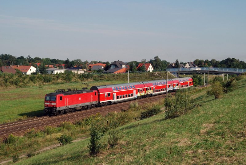 143 079 mit RB 26759 bei Zschortau (04.08.2007)