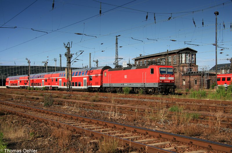 143 081 fhrt am 17.06.07 mit dem RE nach Dresden aus dem Chemnitzer Hauptbahnhof aus.