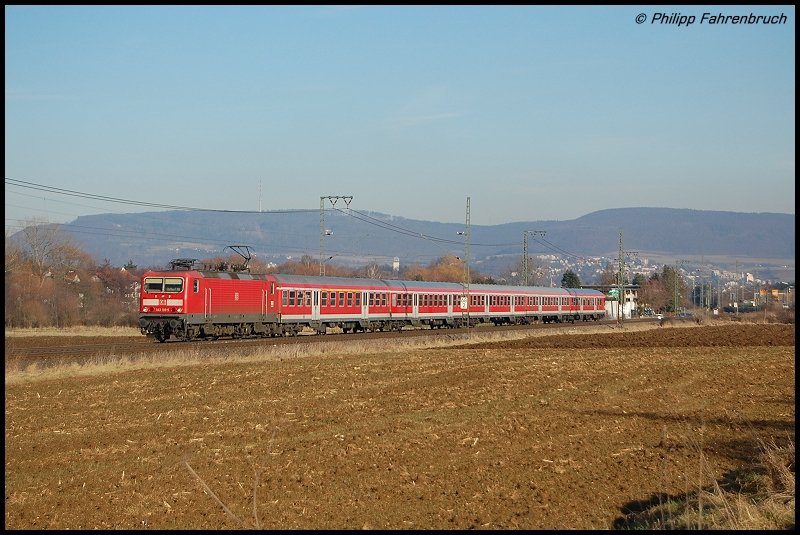 143 105-5 befrdert am 25.01.08 RE 19450 von Aalen nach Stuttgart Hbf, aufgenommen bei Aalen-Essingen.