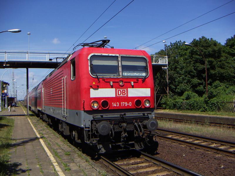 143 179-0 in Priort mit einer RB nach Griebnitzsee 28.6.05