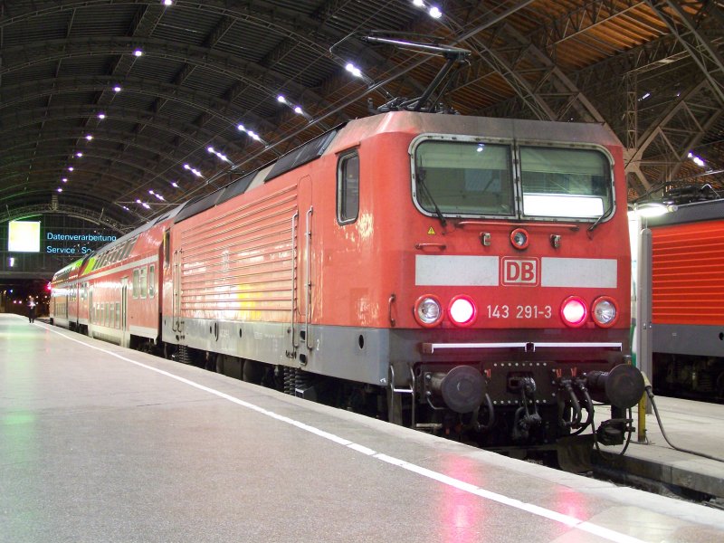 143 291 mit der S1 in Leipzig Hbf am 10.09.2007.