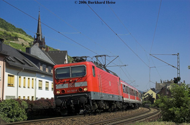 143 561 mit einer RB am 17.6.2006 in Lorchhausen