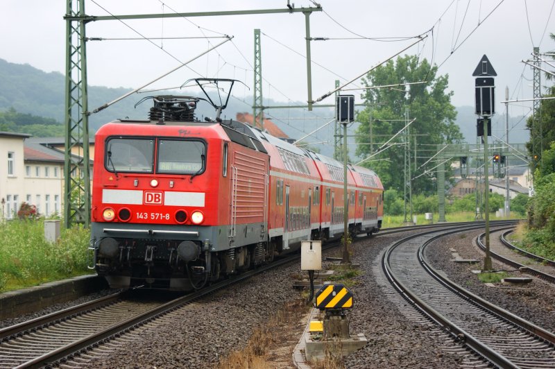 143 571-8 mit RB aus Lichtenfels nach Naunburg in Bad Ksen am 25.06.2009