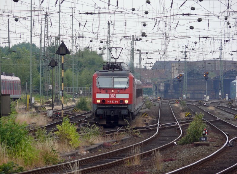 143 579-1 bei der Einfahrt in den Hauptbahnhof Dortmund 28.6.2009