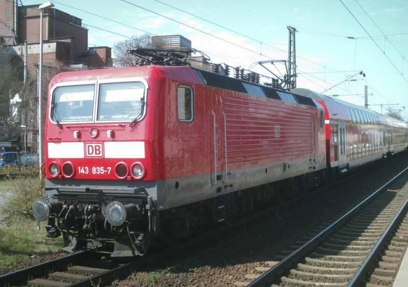 143 835-7 am 22.04.2008 vor Regionalexpress Rheine-Braunschweig
Diese Relation ist sonst nur BR 111 und 146.1 vorbehalten