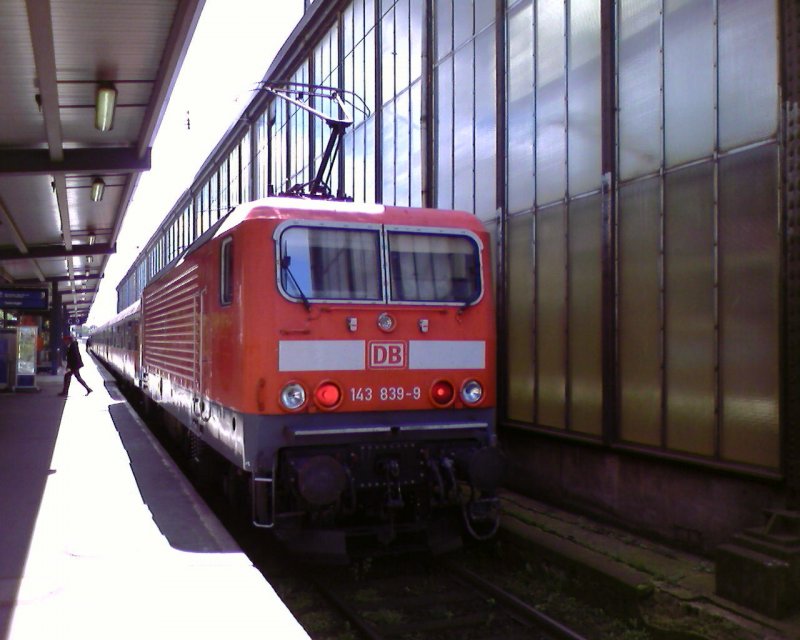 143 839 in Bremen Hauptbahnhof, 06.06.2006