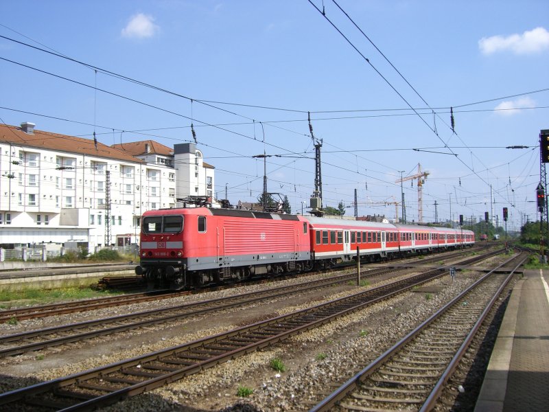 143 866 bei der Einfahrt in Regensburg am 14.08.2007