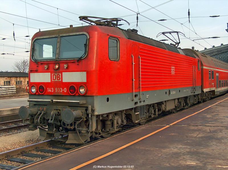 143 933-0 am 03.12.03 in Dresden Neustadt