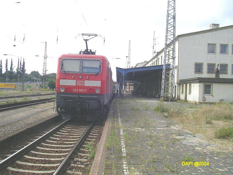 143901 steht hier am Gleis 5 in Lutherstadt wittenberg. Der Zug fhrt als RE nach Magdeburg Hbf.