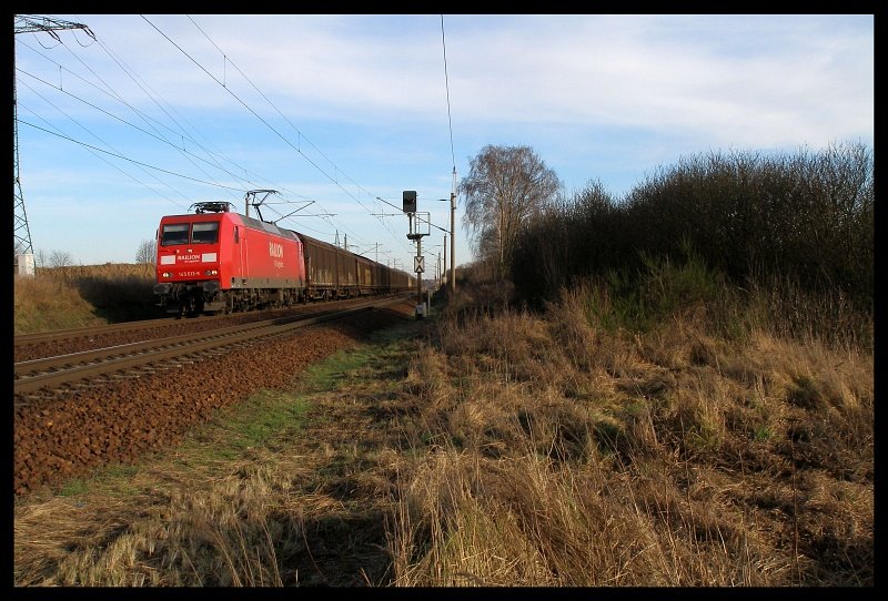 145 013 mit G�terzug, 03.02.08, Nudow