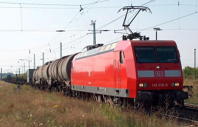 145 018-8 am Abend des 07.09.04 auf der KBS 590.