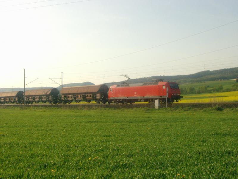 145-045 in Richtung Eisenach am 01. Mai 2005 bei Herleshausen.