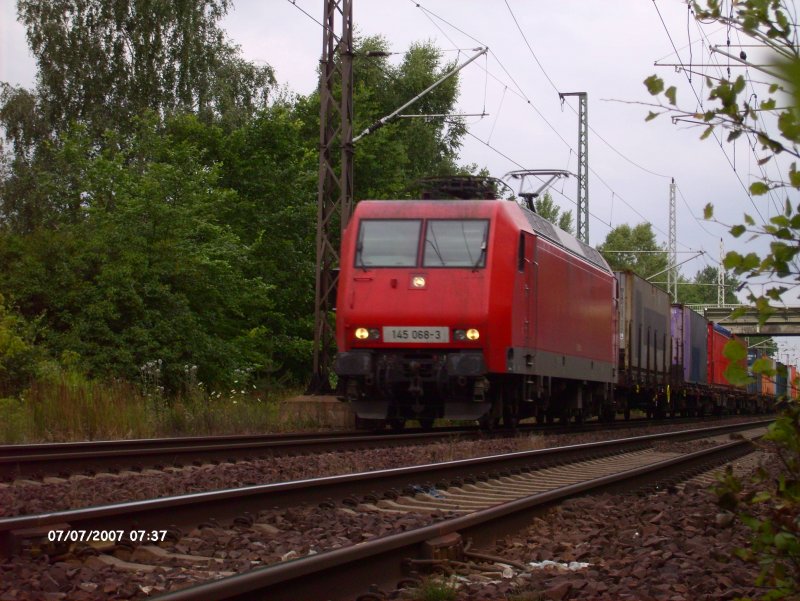 145 068 fhrt mit ein Gemischten Gterzug auf dem Sdlichen Berliner Aussen Ring.07.07.07