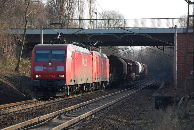 145 071-7 + 145 078-5 mit gem.GZ am 21.03.2009 durch Limmer -> Seelze Rbf