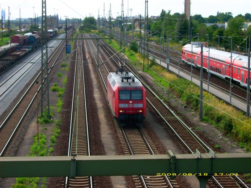 145 072 f�hrt am 18.08.08 solo aus dem Rbf Leipzig-Engelsdorf Richtung Dresden.