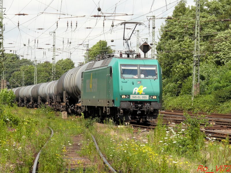 145-CL 005 der R4C (Rail4Chem) mit Tankwagen. Witten. 19.07.2008.
