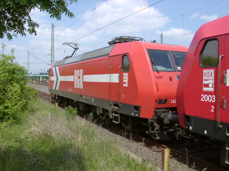 145 CL 013 der HGK im Gterbahnhof Hamburg Wilhelmsburg am 28.05.2003. www.paramedichanau.net