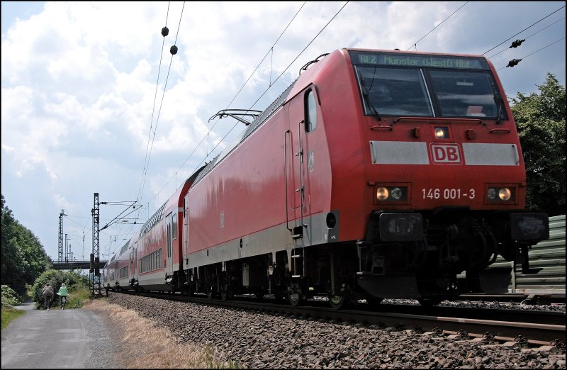 146 001 (9180 6 146 001-3 D-DB) hat seit 2006 in NRW eine neue Heimat gefunden. Am 15.06.2008 bespannt sie den RE2 (RE 10219)  Rhein-Haard-EXPRESS , von Mnchengladbach Hbf nach Mnster(Westf)Hbf, und verlsst den Bahnhof Haltern am See.