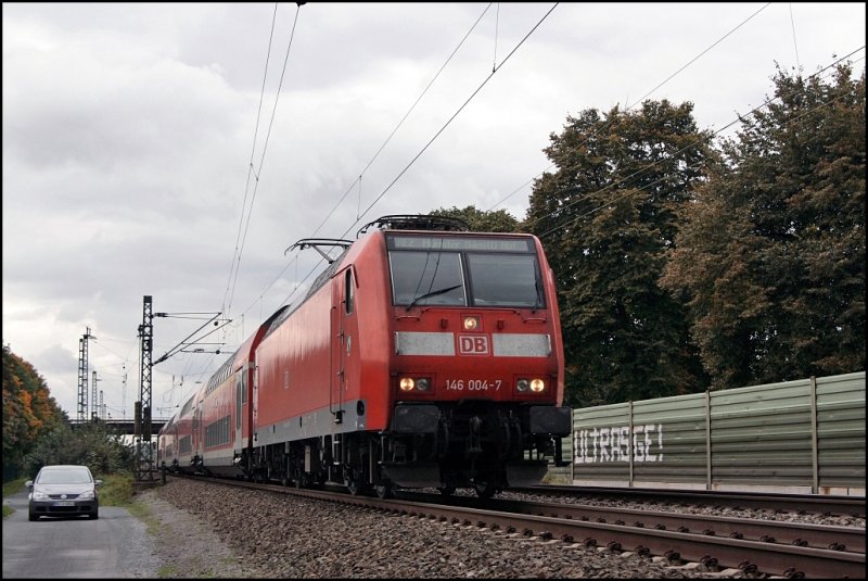 146 004 (9180 6 146 004-7 D-DB) verlsst mit dem RE2 (RE 10215)  Rhein-HAARD-Express  den Bahnhof Haltern am See. (04.10.2008)
