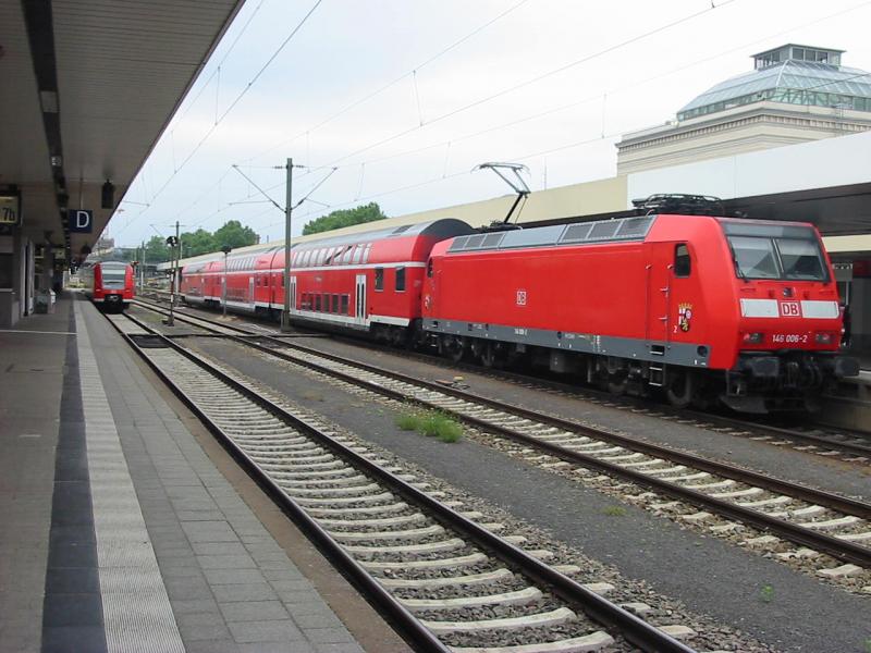 146-006-2 am 11.06.2005 vor ihrem Ausflug nach Kln in Mannheim Hbf.