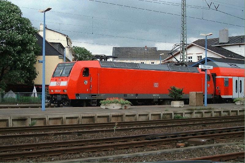 146 023 mit Dostos in Remagen Bhf
