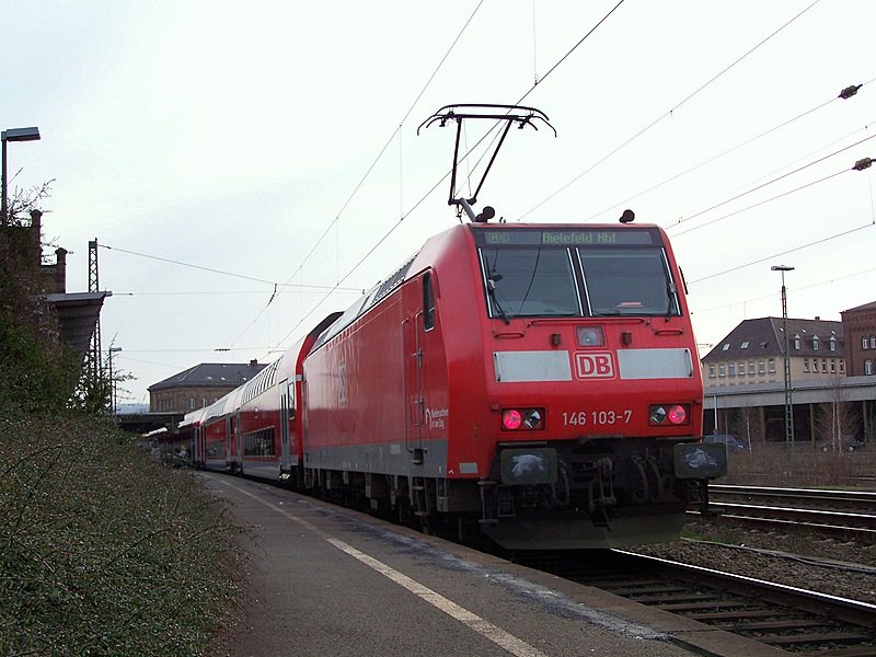 146 103 als RE nach Bielefeld Hbf in Minden(Westf) am 08.03.08