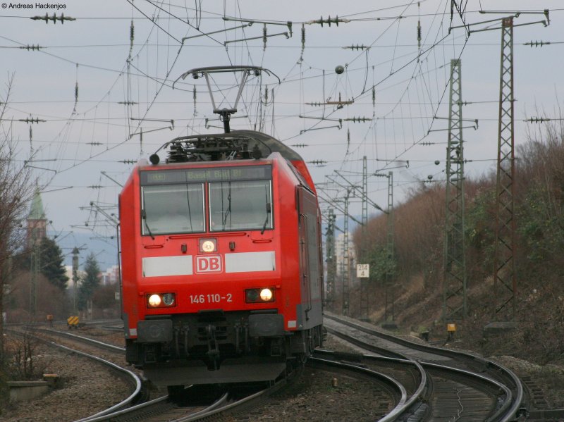 146 110-2 mit dem RE 31017 nach Basel Bad Bf  am Abzweig Leutersberg 22.12.08