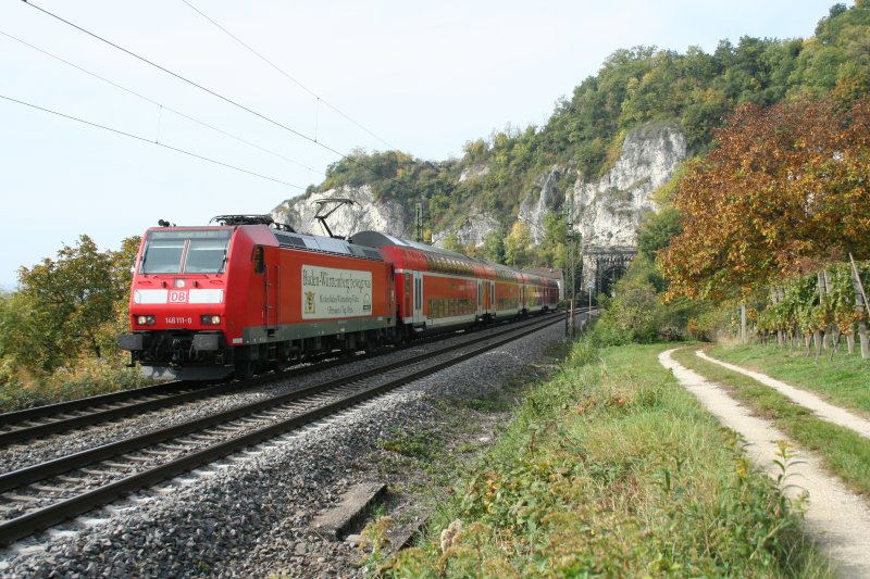 146 111-0 mit RE nach Basel Bad. am 12.10.2008 bei Istein. 
