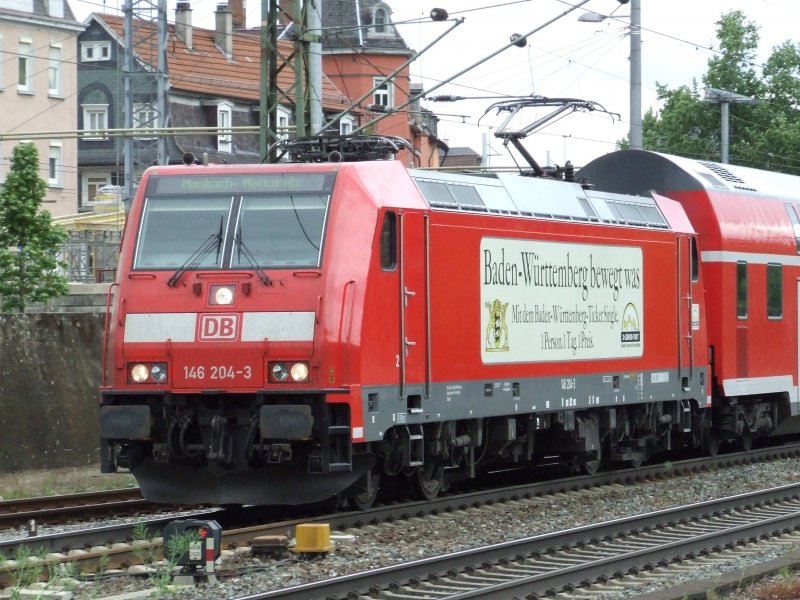 146 204 bei der Einfahrt in Esslingen (Neckar) am 11.05.2007
