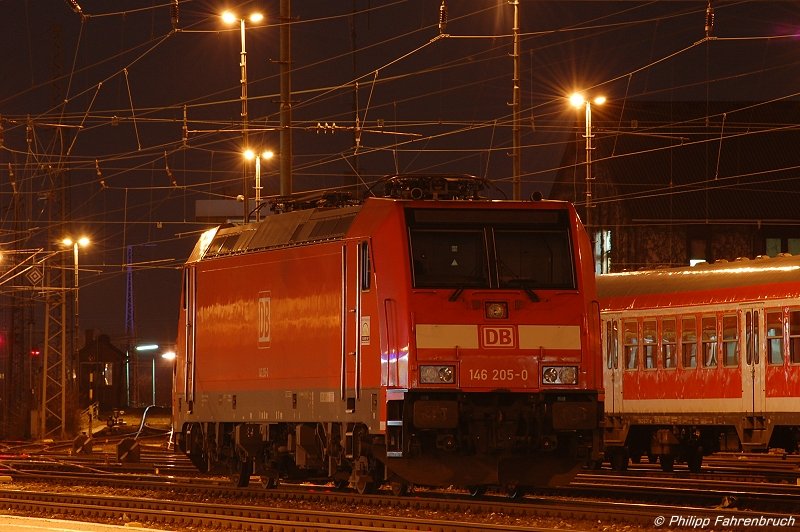 146 205-0 steht am 28.02.08 abgeb�gelt in Aalen.