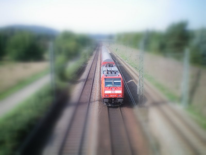 146 211-8 auf dem Weg nach Karlsruhe Hbf.11.09.2008