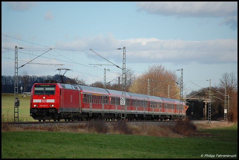 146 222-5 bringt am 18.03.08 RE 19458 von Aalen nach Stuttgart Hbf, aufgenommen bei Mgglingen am Km 63 der Remsbahn (KBS 786). Leider beeinflusste eine Fotowolke das Bild...