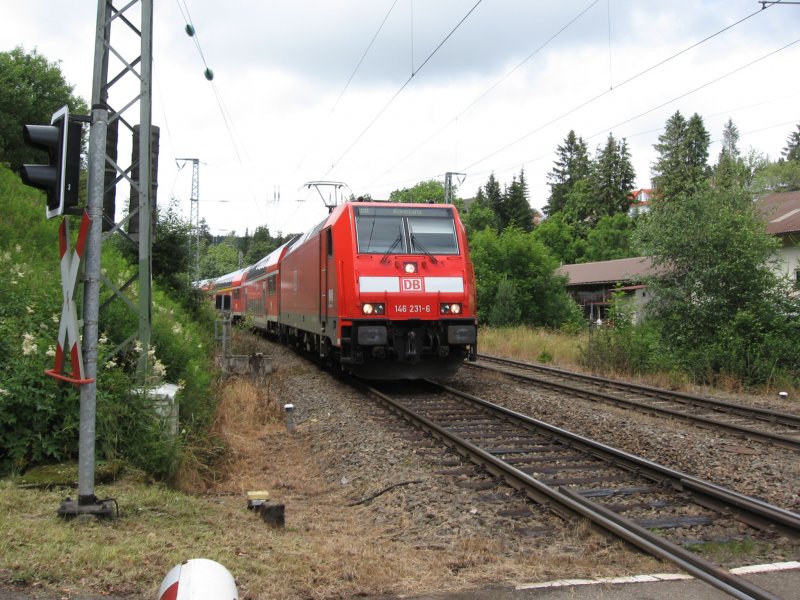 146 231-6 bespannte am 6.7.07 den IRE 4711 am B�31.