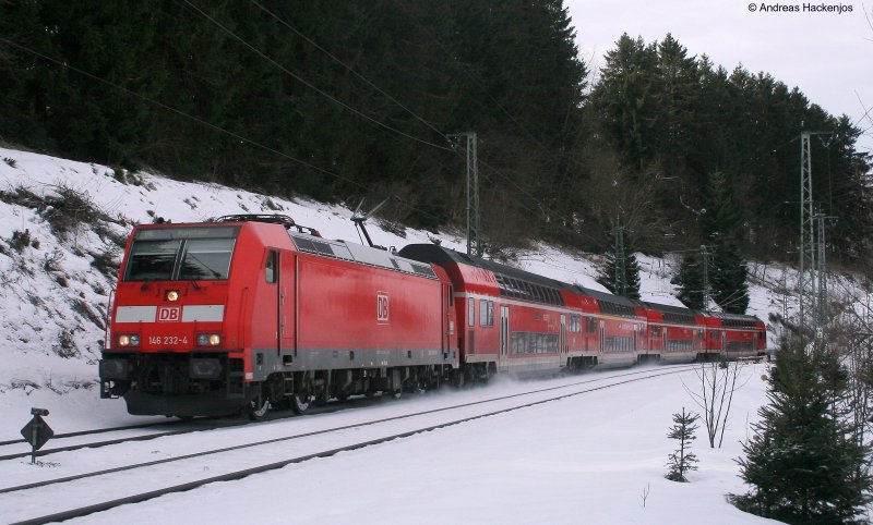 146 232-4 mit dem IRE4705 (Karlsruhe Hbf-Konstanz) am km 68,4 24.1.09.