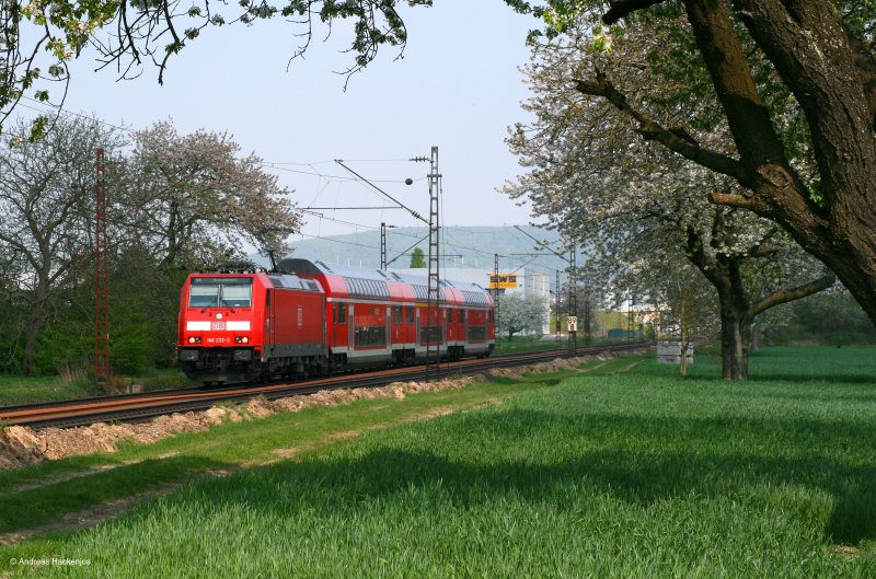 146 233-2  Donaueschingen  mit dem IRE5193 (Karlsruhe Hbf-Kreuzlingen) bei Muggensturm 15.4.09