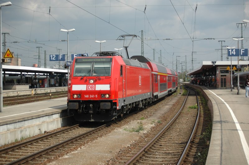 146 241 am 26.04.08 mit RE 4980 nach Sonneberg (Th�r) im N�rberger Hbf