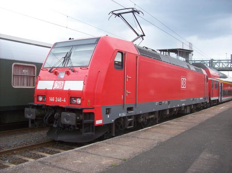 146 246-4 im Bahnhof Sonneberg, RB Sonneberg - Nrnberg 20.06.2009