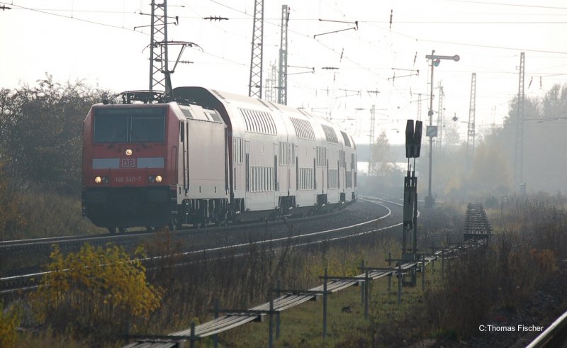 146_240 im Bhf Breitengssbach  Richtung Lichtenfels unterwegs Kbs 820  31.10.2007