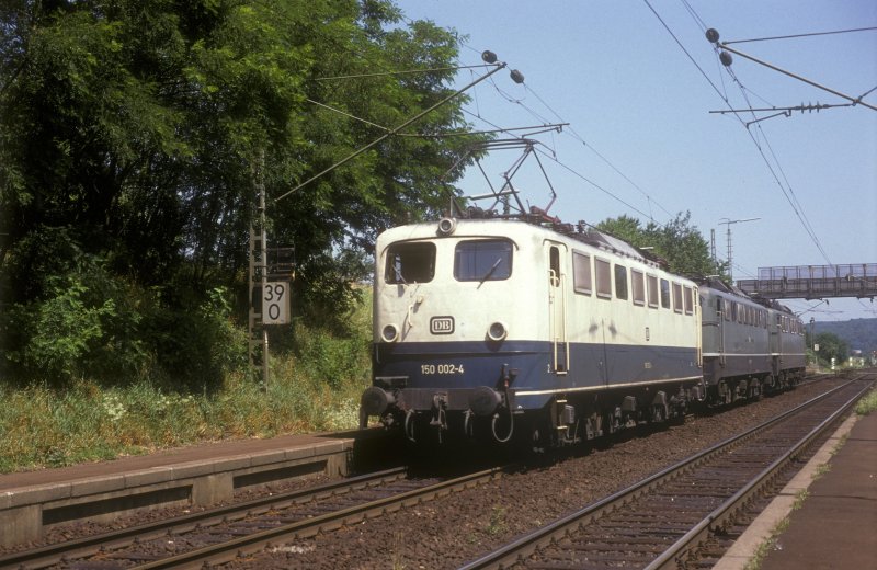 150 002 + 147 + 171  Ensingen  20.07.90