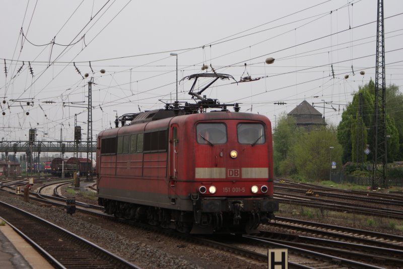 151 001-5 als Lz in Mainz ischofsheim am 16.04.2009