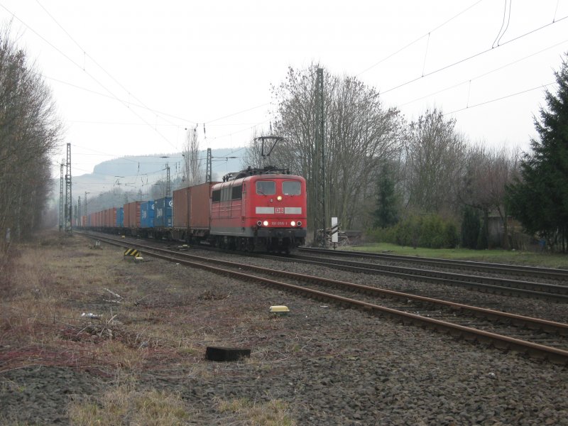 151 055-1 mit GZ in Fahrtrichtung Norden kurz vor dem Bahnhof Eschwege West. 17.03.2009.