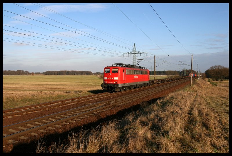 151 056 mit G�terzug, 09.02.08, Nudow